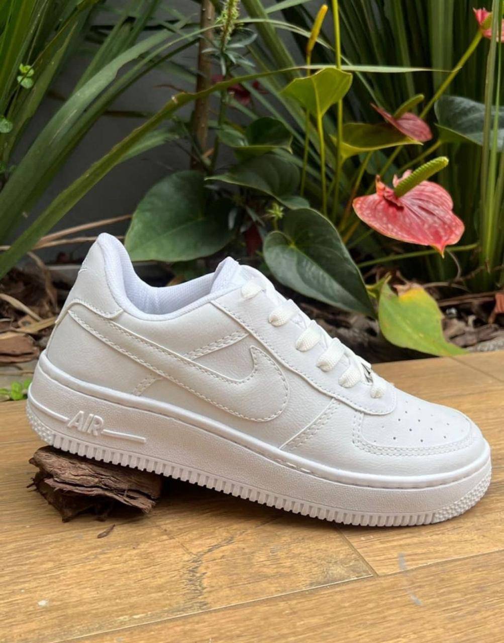 Nike Air Force White