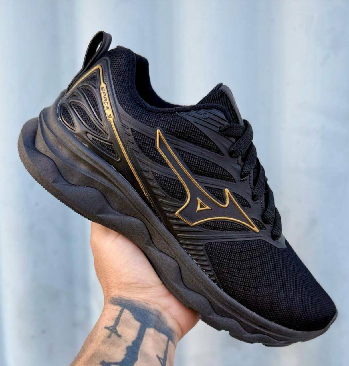 Mizuno Space 3 Black